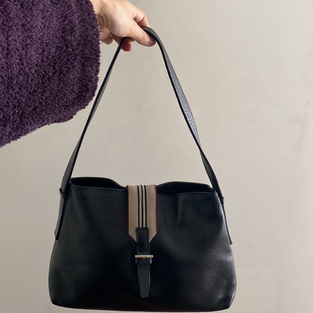 EUC Burberry Black Leather Shoulder Bag